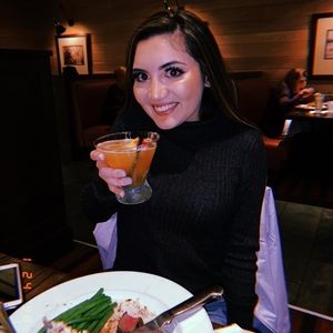 Meet your Posher, Shay